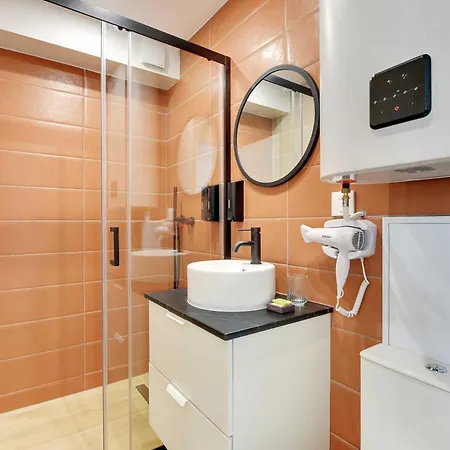 Appartement cosy en résidence hôtelière Parigi